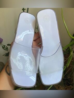Urban Outfitters White Clear Jelly Platform Mule Heel Sandals Size 6